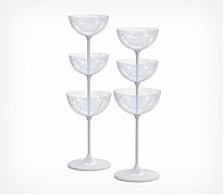 Дисплей UNIBOWL-TOWER-3, предназначен для выкладки продовольственных и непродовольственных товаров в компактной упаковке.